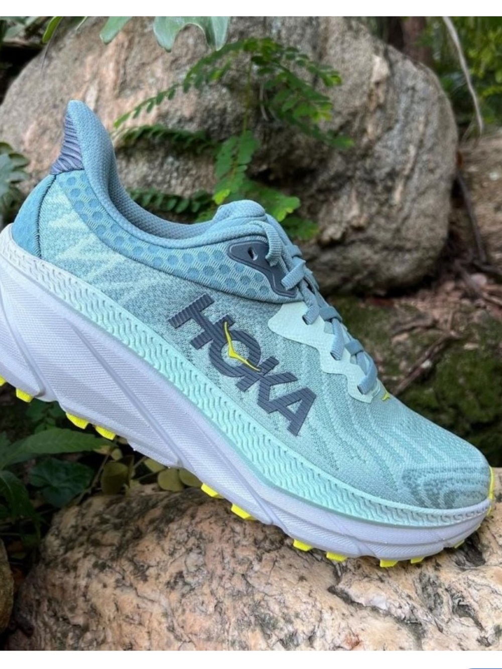 Hoka Challenger ATR 7 Women size 10.5 green Teal Trail Running Shoe with Yellow